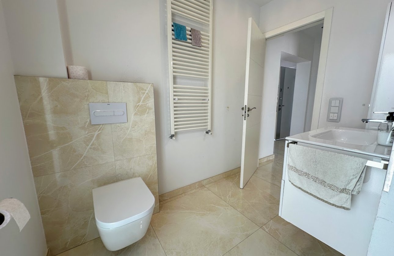 Revente - Villa - Orihuela Costa - La Zenia