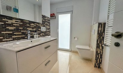 Revente - Villa - Orihuela Costa - La Zenia