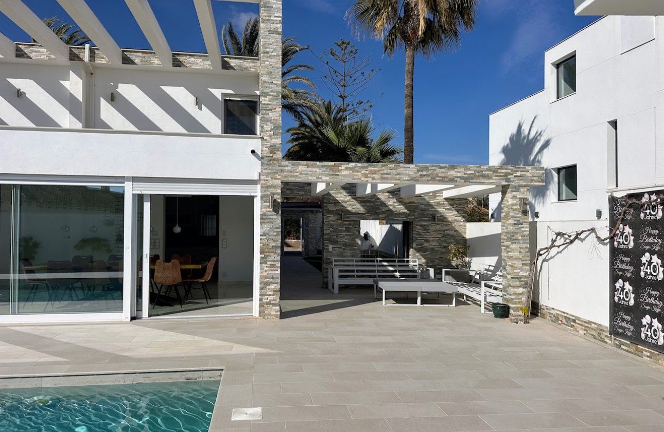Revente - Villa - Orihuela Costa - La Zenia