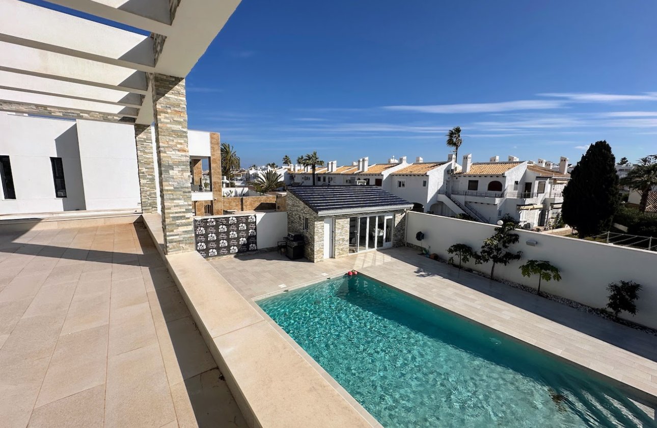 Revente - Villa - Orihuela Costa - La Zenia