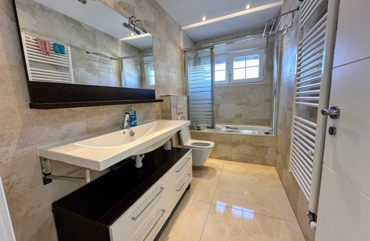 Revente - Villa - Orihuela Costa - La Zenia