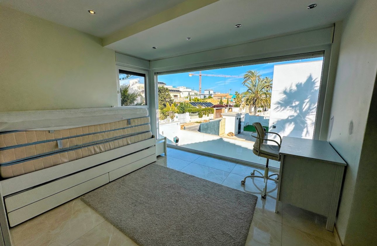 Revente - Villa - Orihuela Costa - La Zenia