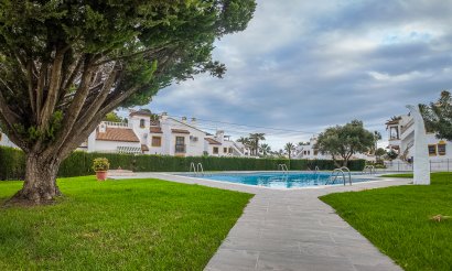 Revente - Villa - Orihuela Costa - Villa Martin