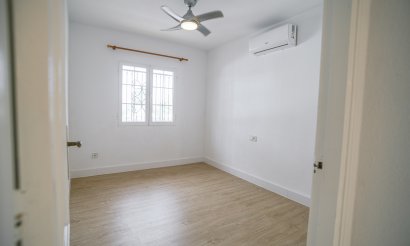 Revente - Villa - Orihuela Costa - Villa Martin