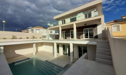 Resale - Villa - Gran Alacant