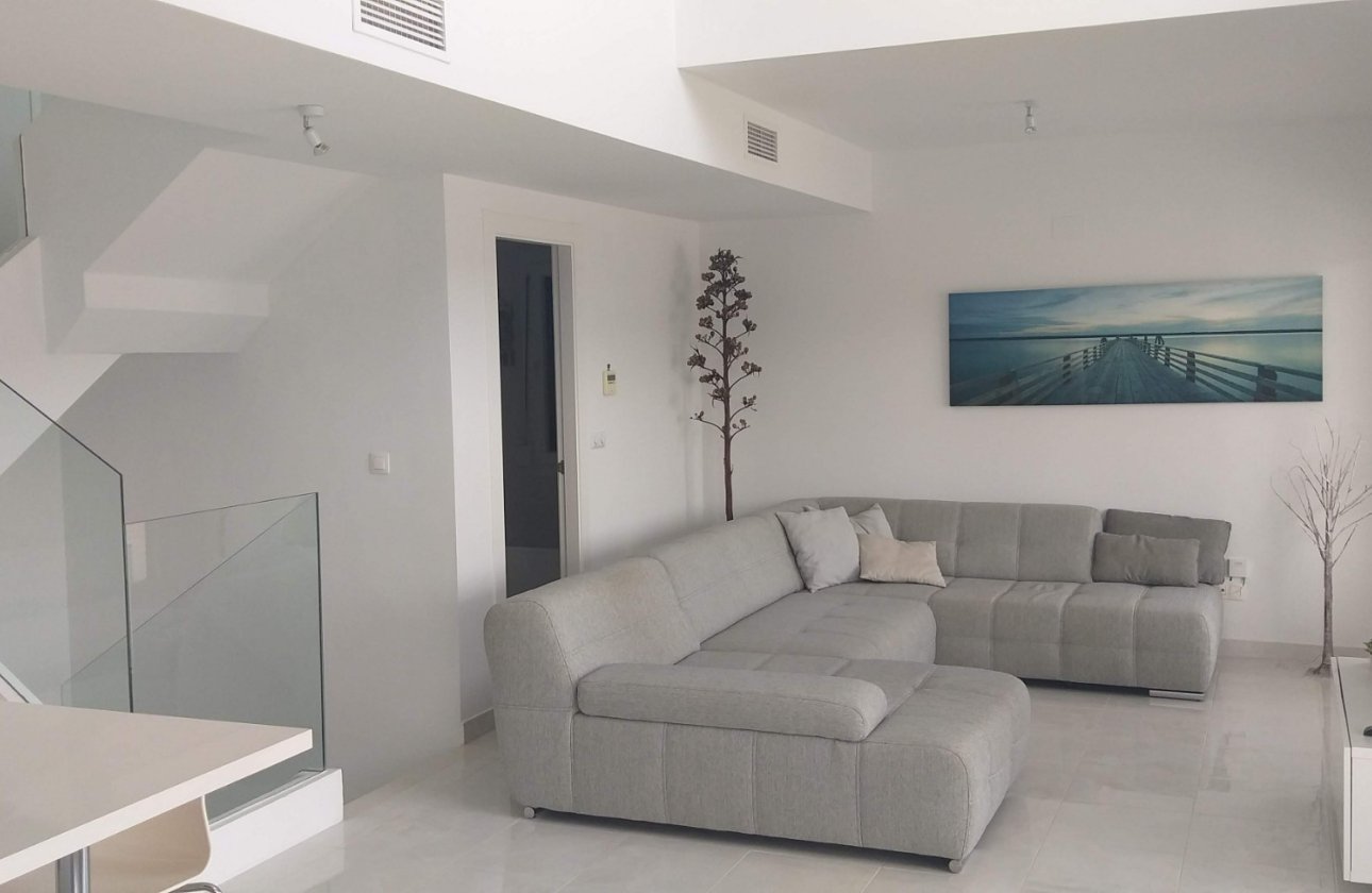 Resale - Villa - Gran Alacant