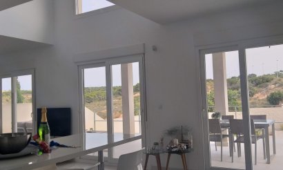 Resale - Villa - Gran Alacant