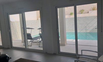 Resale - Villa - Gran Alacant