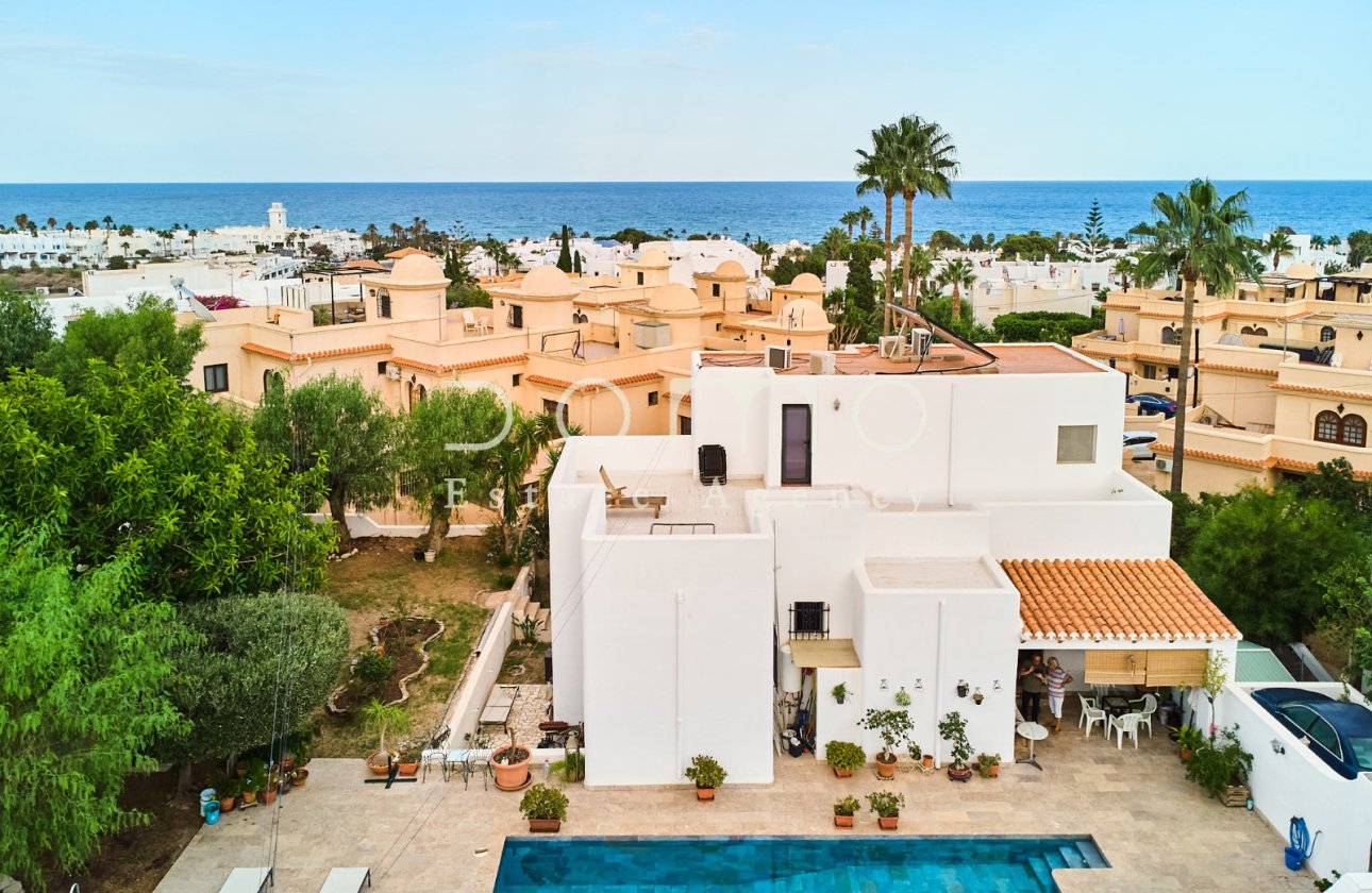 Reventa - Villa / Semi detached - Mojácar