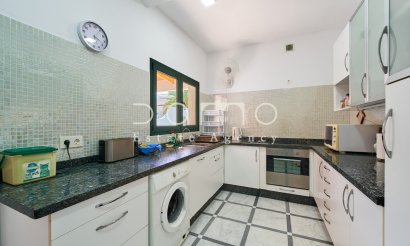 Reventa - Villa / Semi detached - Mojácar