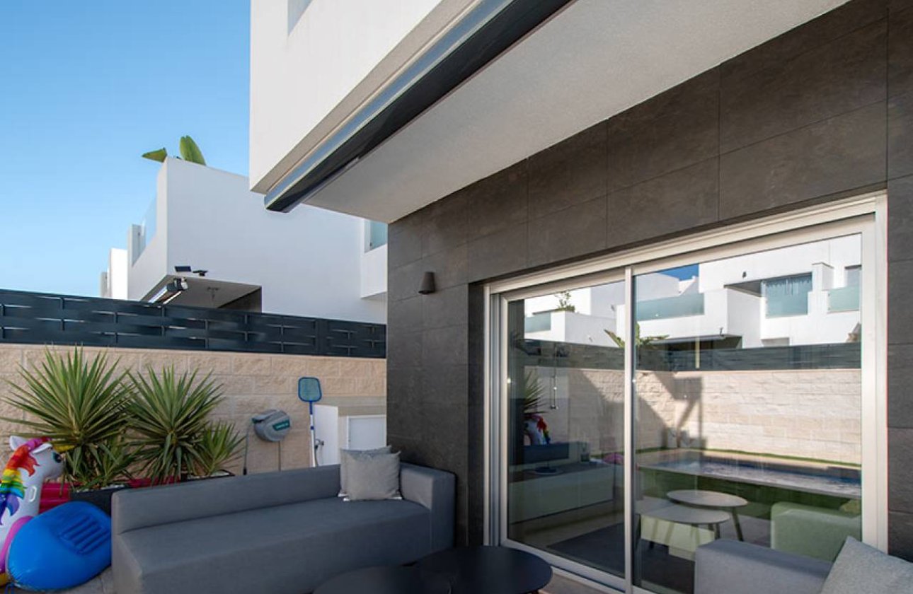 Resale - Villa - Ciudad Quesada