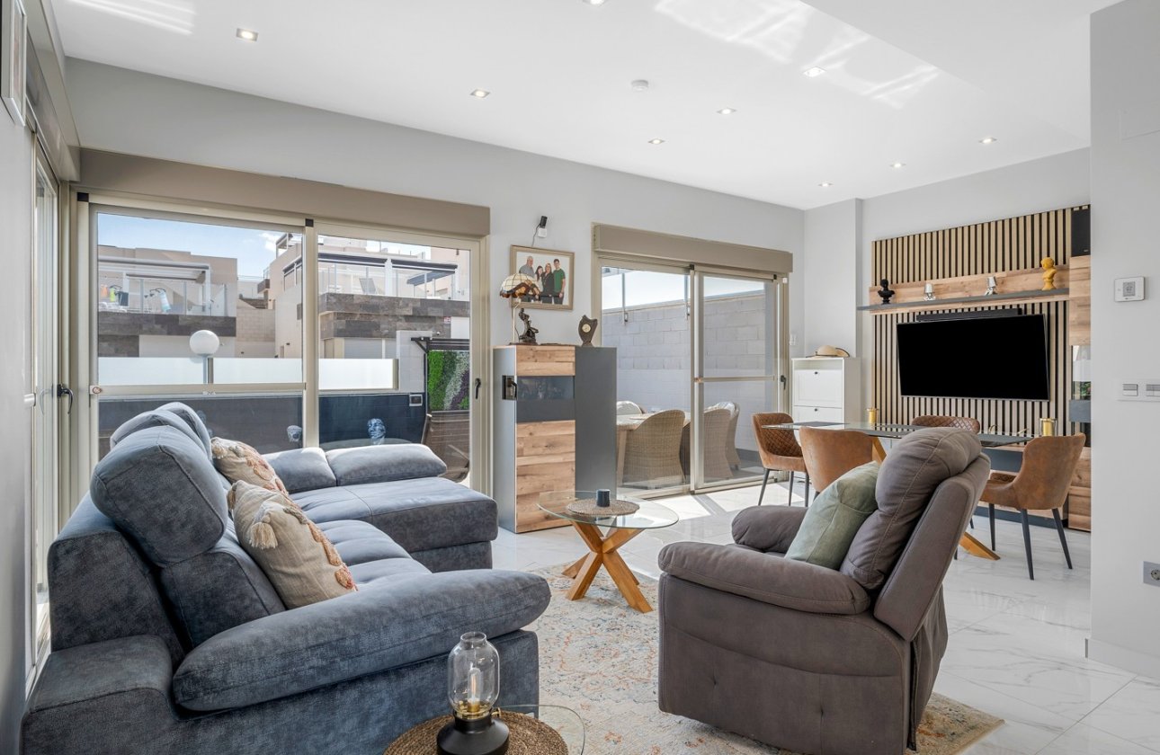 Revente - Villa - Orihuela Costa - Villamartín