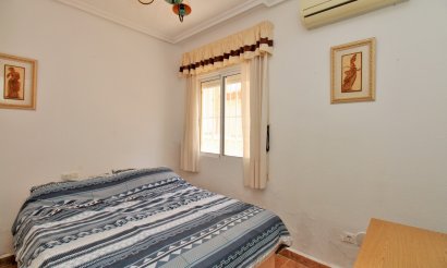 Resale - Villa - Orihuela Costa - Playa Flamenca