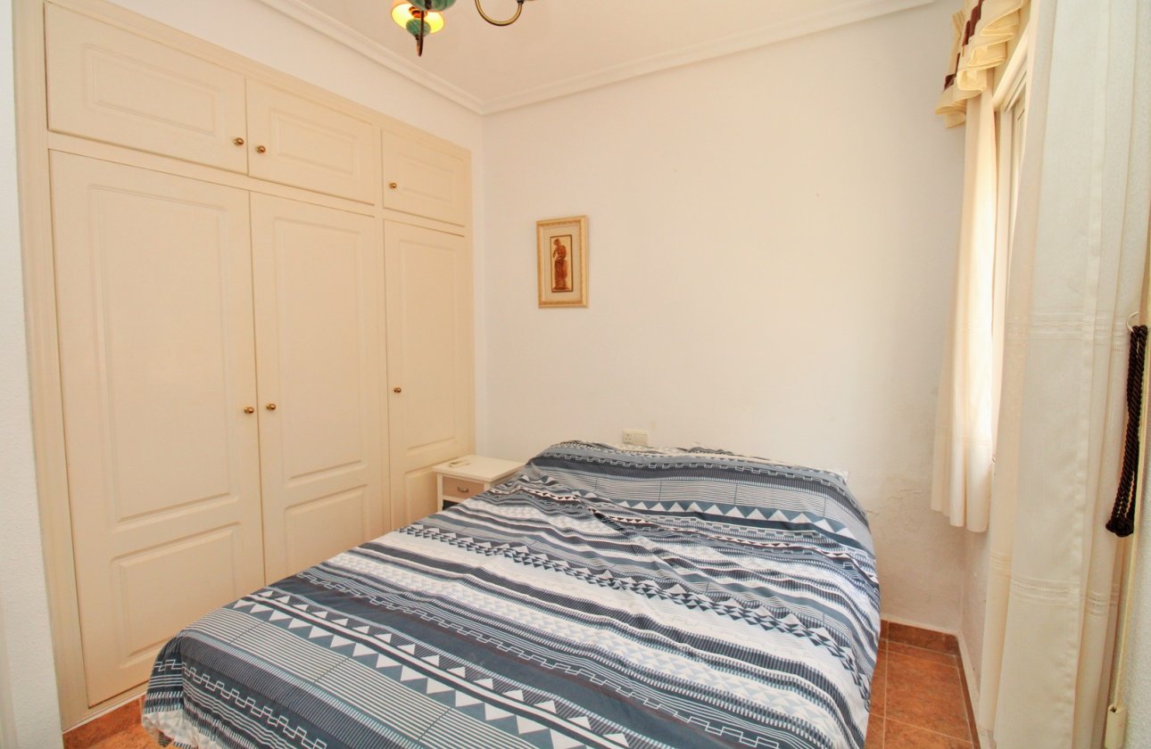 Resale - Villa - Orihuela Costa - Playa Flamenca
