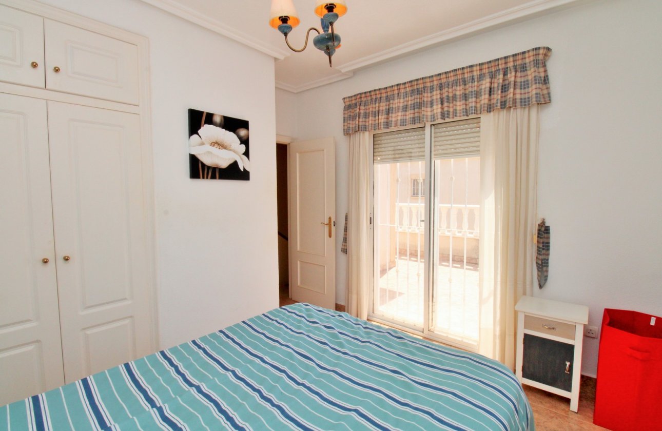 Resale - Villa - Orihuela Costa - Playa Flamenca
