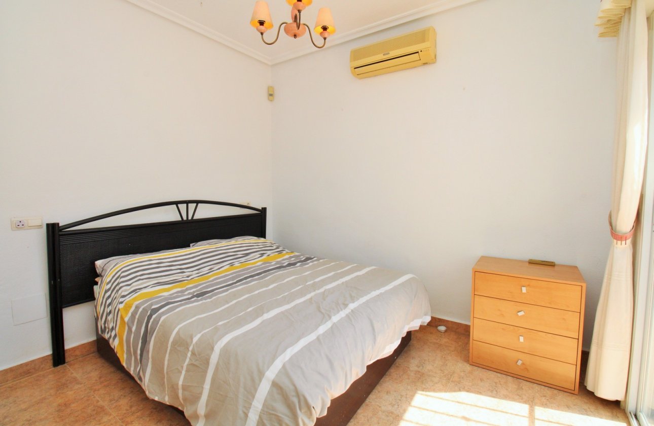 Resale - Villa - Orihuela Costa - Playa Flamenca