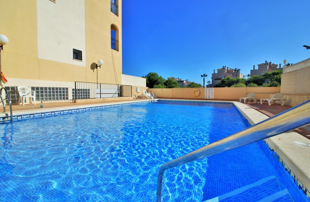 Resale - Villa - Orihuela Costa - Playa Flamenca