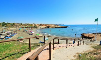 Resale - Villa - Orihuela Costa - Playa Flamenca