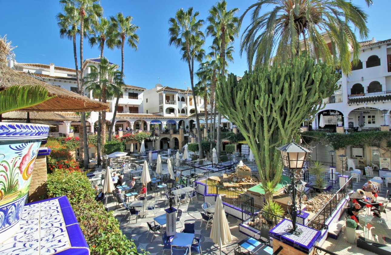 Resale - Villa - Orihuela Costa - Playa Flamenca