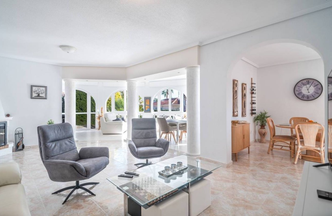 Resale - Villa - Ciudad Quesada