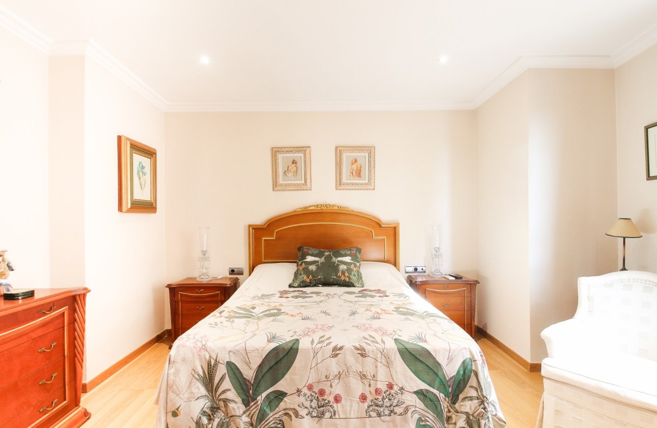 Revente - Appartement - Alicante - Center