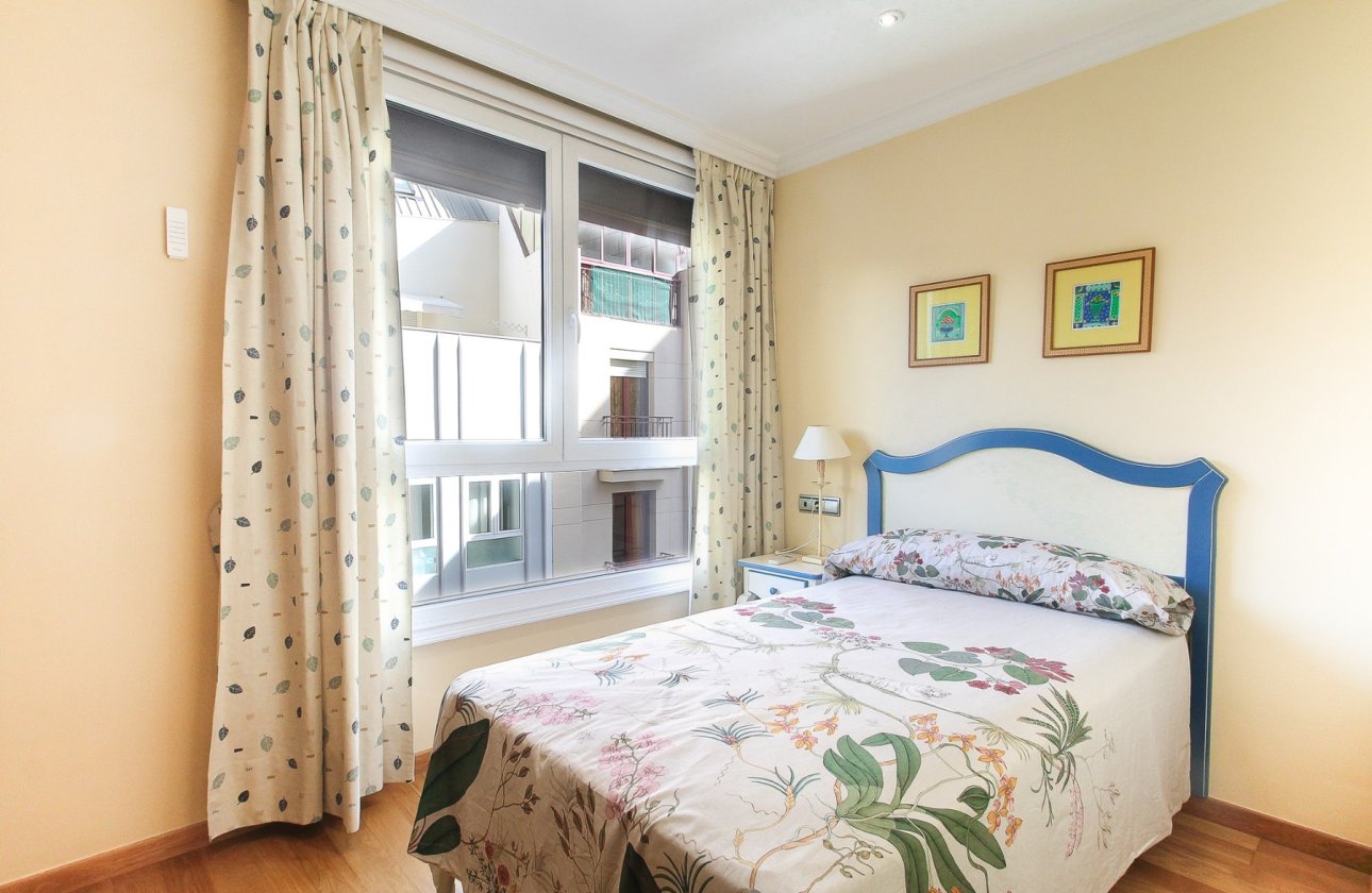 Revente - Appartement - Alicante - Center