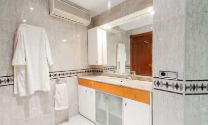 Revente - Appartement - Alicante - Center