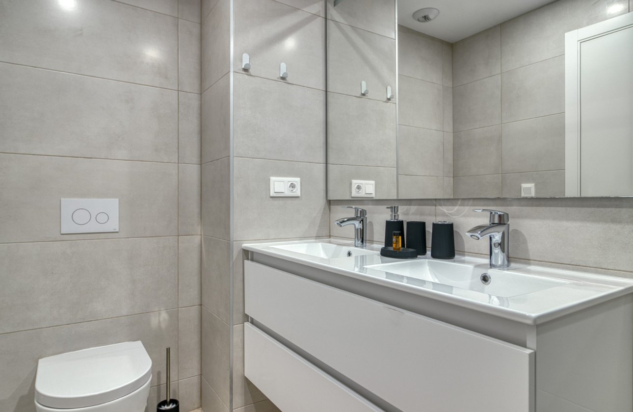 Resale - Apartment / flat - Benidorm - Playa Poniente