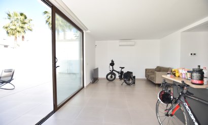 Reventa - Villa - Benijofar