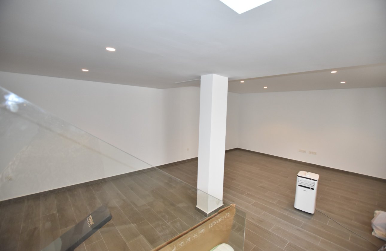 Reventa - Villa - Benijofar
