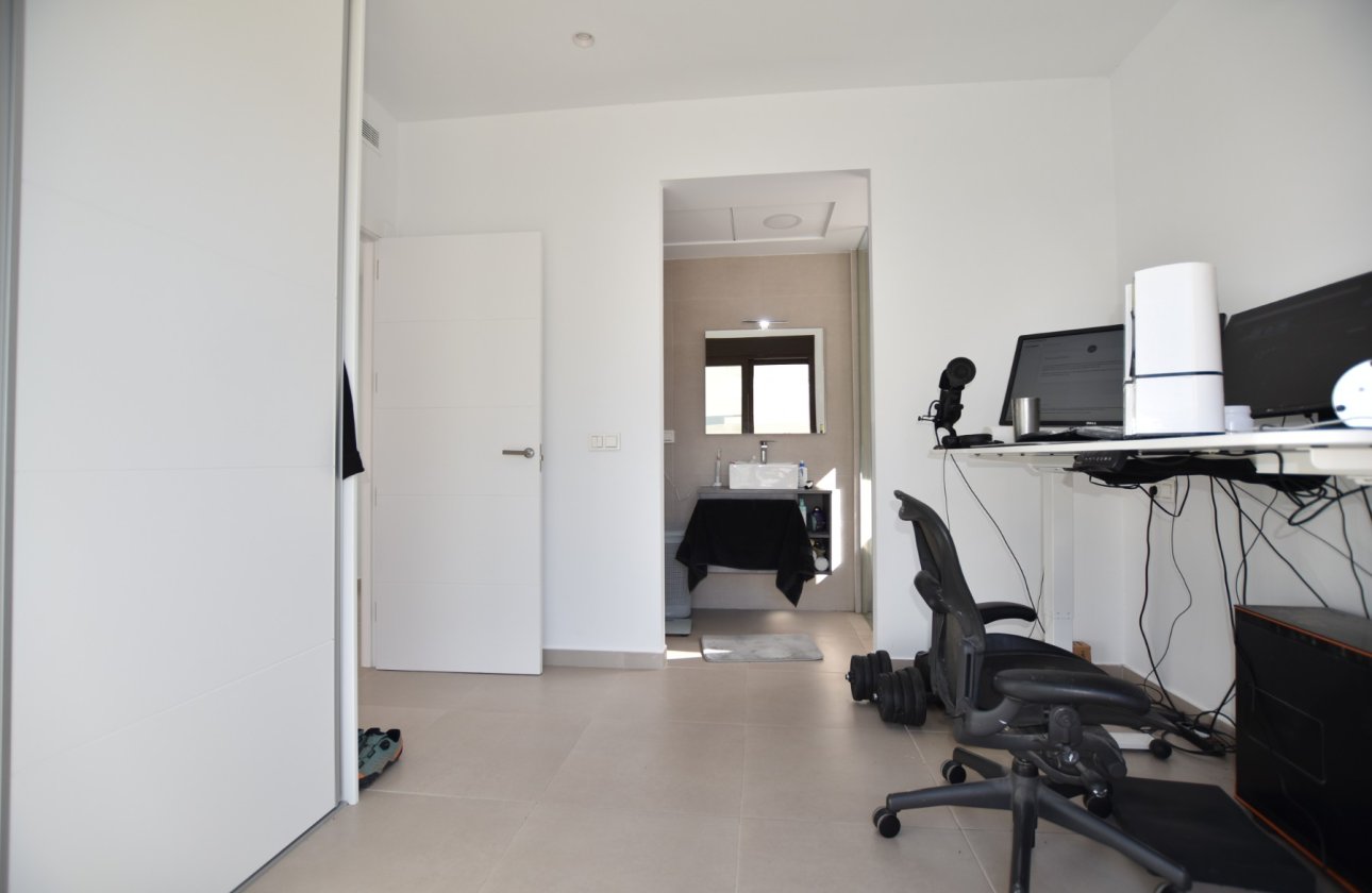 Reventa - Villa - Benijofar
