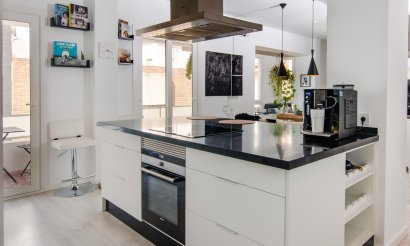 Resale - Apartment / flat - Alicante - - Centro  -