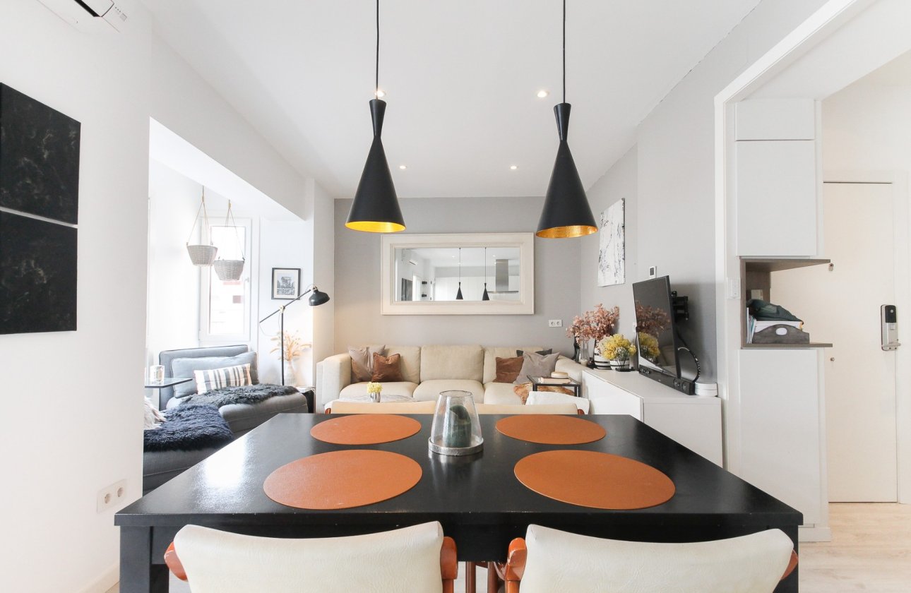 Resale - Apartment / flat - Alicante - - Centro  -