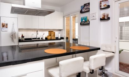 Resale - Apartment / flat - Alicante - - Centro  -