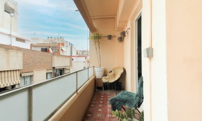 Resale - Apartment / flat - Alicante - - Centro  -