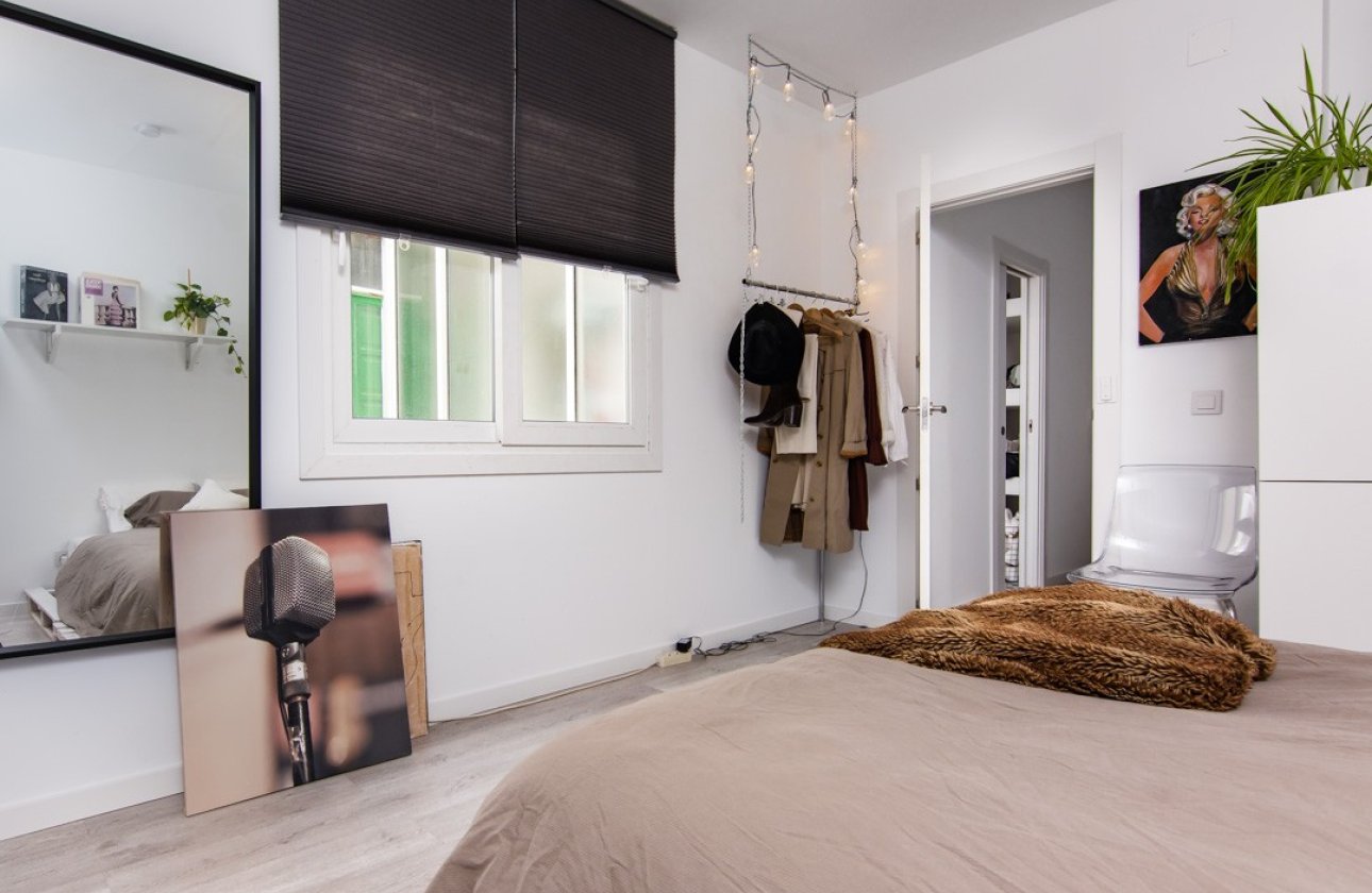 Resale - Apartment / flat - Alicante - - Centro  -