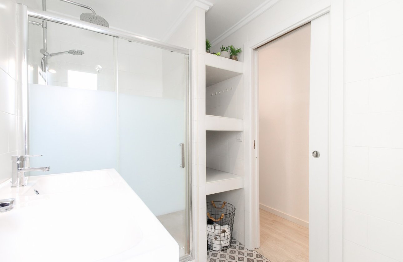 Resale - Apartment / flat - Alicante - - Centro  -