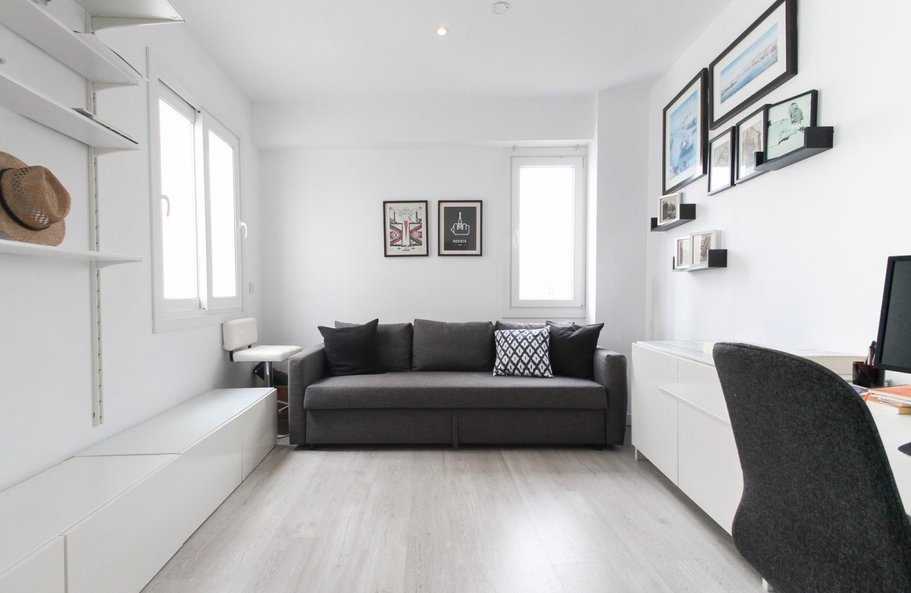 Resale - Apartment / flat - Alicante - - Centro  -
