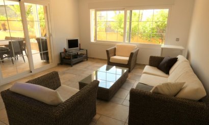 Resale - Villa - Altea