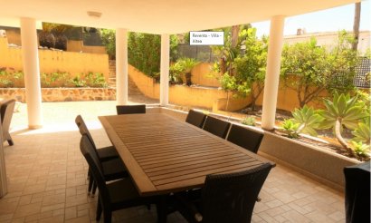 Resale - Villa - Altea
