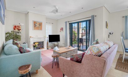 Resale - Villa - Orihuela Costa - Los Dolses