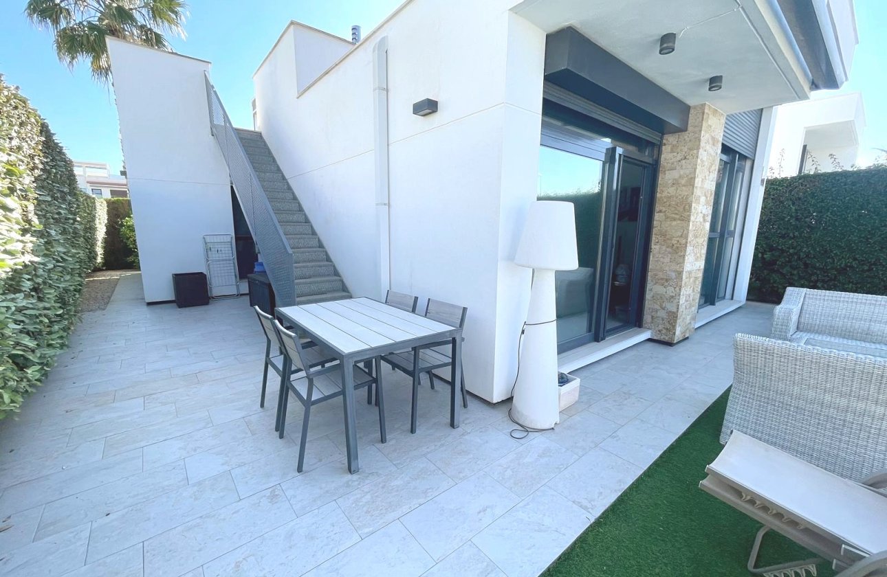 Revente - Villa - Ciudad Quesada - Pueblo Bravo