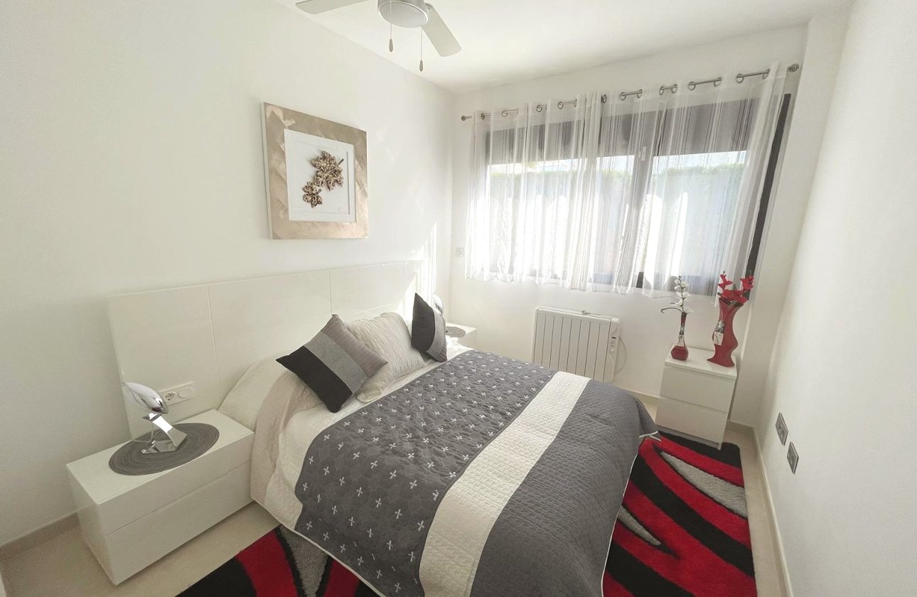Revente - Villa - Ciudad Quesada - Pueblo Bravo