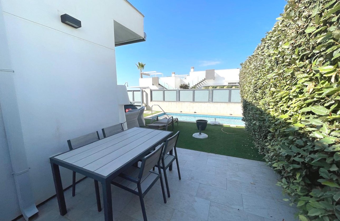 Revente - Villa - Ciudad Quesada - Pueblo Bravo