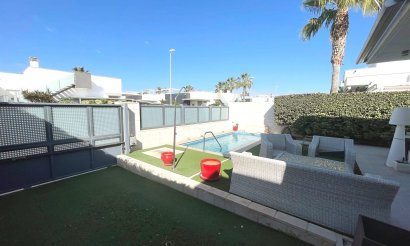 Revente - Villa - Ciudad Quesada - Pueblo Bravo