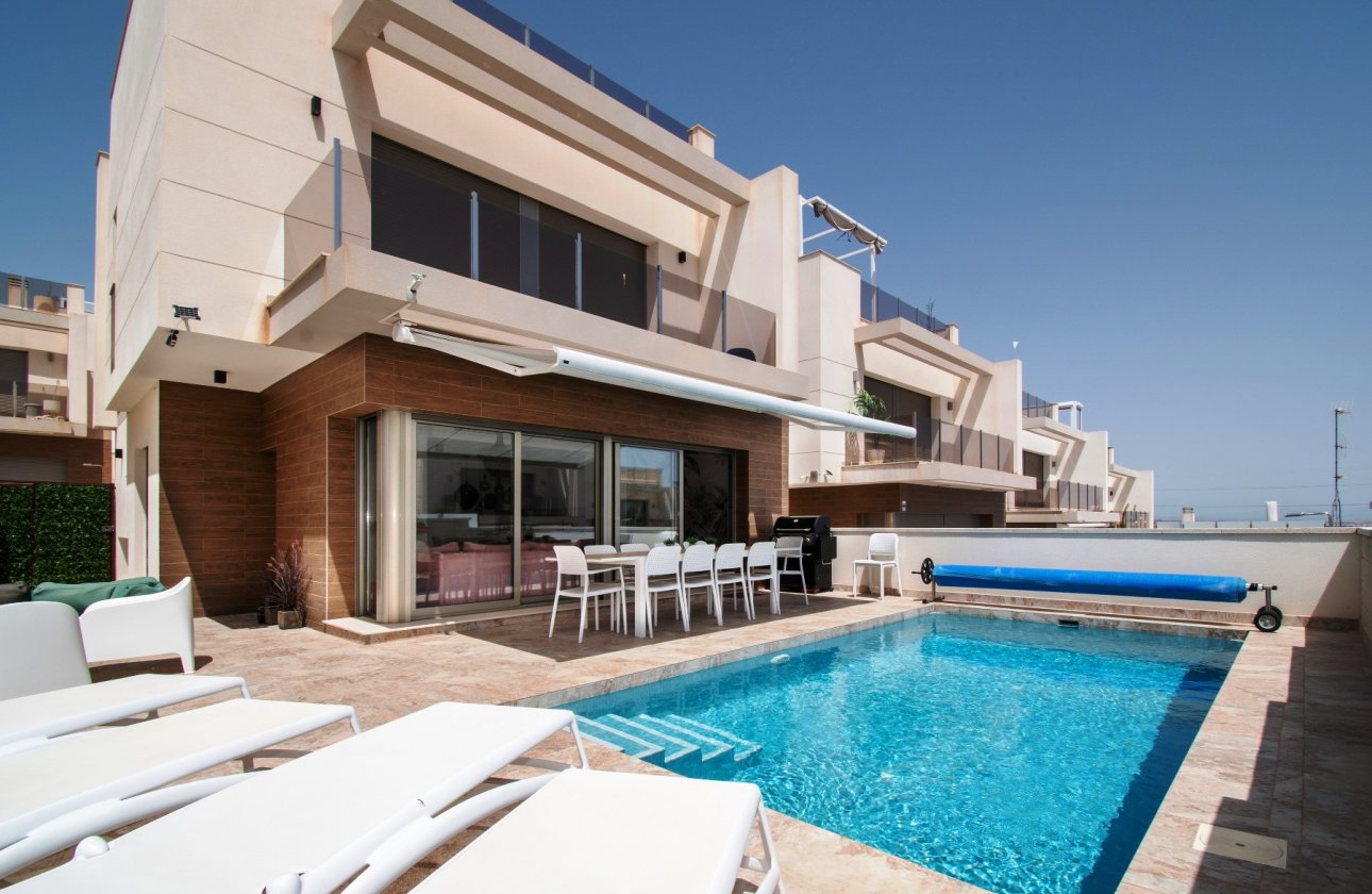 Revente - Villa - Orihuela Costa - Villamartin
