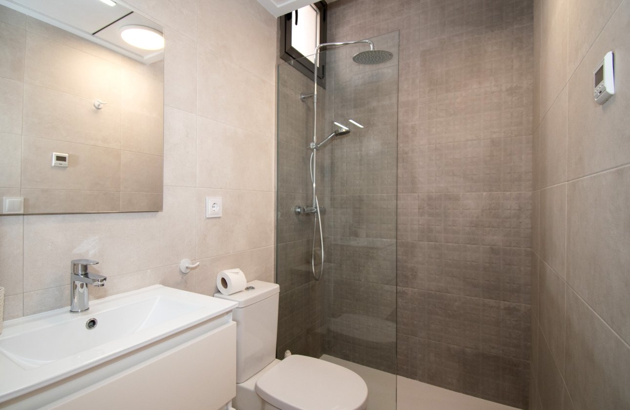 Revente - Villa - Orihuela Costa - Villamartin