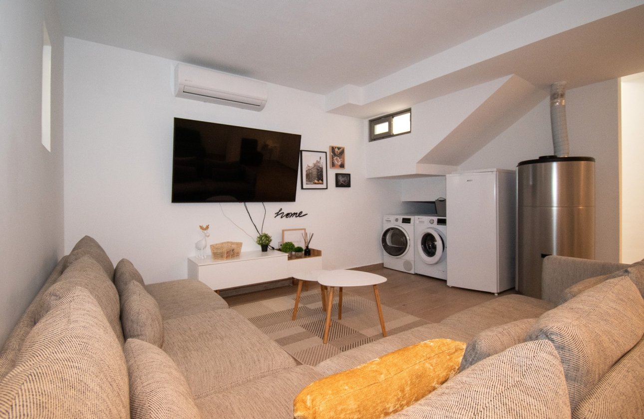 Revente - Villa - Orihuela Costa - Villamartin