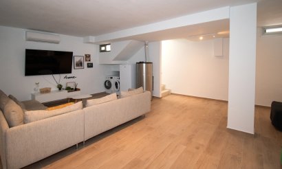Revente - Villa - Orihuela Costa - Villamartin