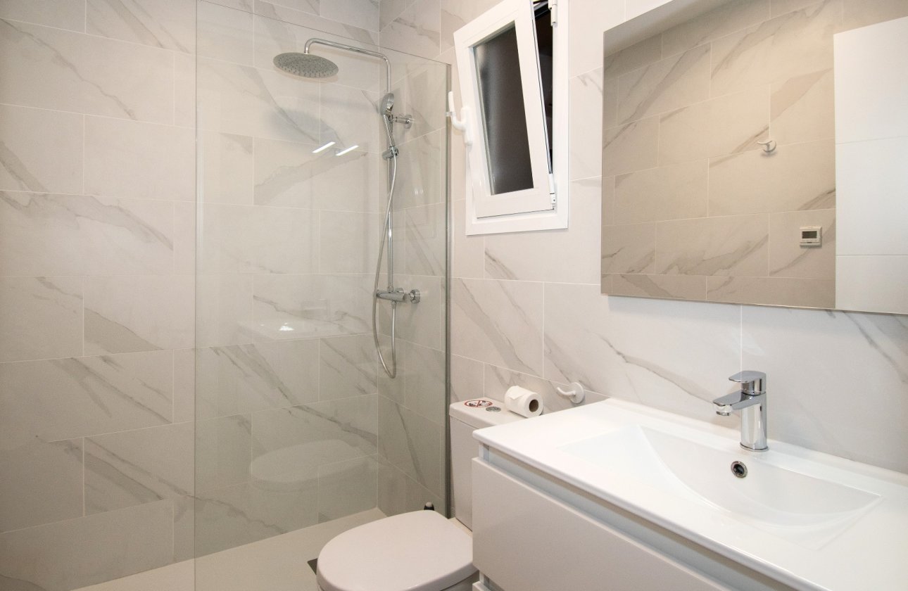 Revente - Villa - Orihuela Costa - Villamartin